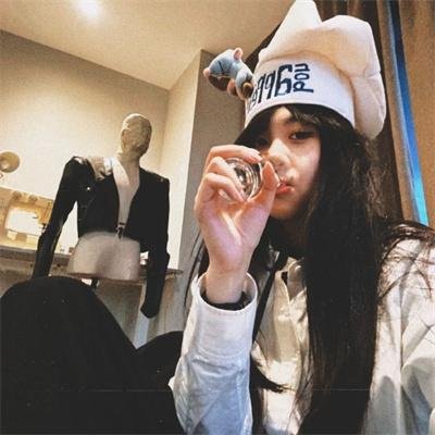 夏日午后的初缠爱恋